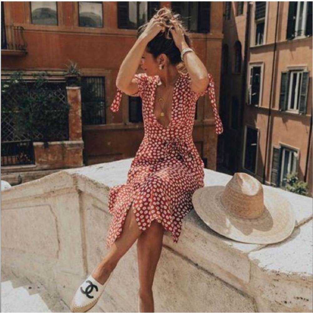 Faithfull the Brand Red Floral Midi Dress - Picture 2 of 11